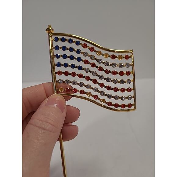 Minature Gold Tone Flag Pole with USA FLAG Colored Stones 6" FLAWED - Picture 2 of 5